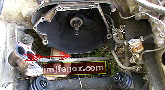 Installere VAZ 2101-motoren